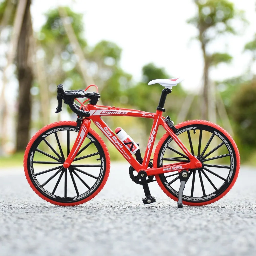 Notre VTT miniature à l'échelle 1:10 en alliage moulé sous pression de haute qualité🚲